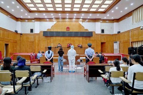 法学院|龙华区法院举行“法院开放日”活动邀请海南师范大学法学院学生观摩庭审