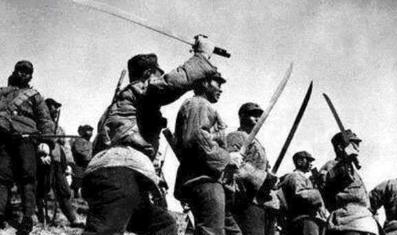 日本|他刀斩日本少将头,死前吩咐后人,把他葬在日军坟前镇压日本人