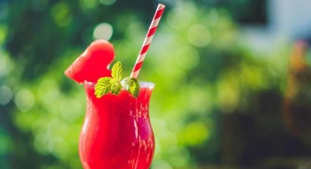  饮水|7月吃什么，健康饮水很重要