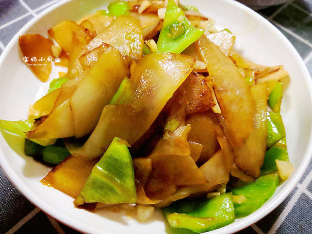  鸡蛋|宴客8道菜，6荤2素，也就100多点，吃得很满足，比去饭馆强