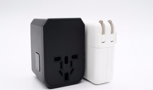  充电|万旅45W快充旅行转换插座拆解，一个便可走遍世界