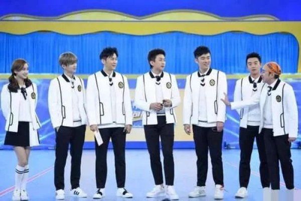  档期|为什么邓超陈赫纷纷退出跑男？不是档期满了，朱亚文万茜道出真相