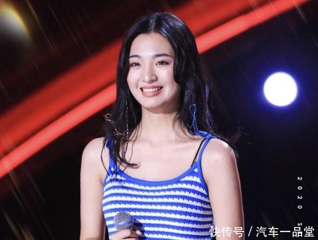 入谢霆锋战|《好声音》迎来漂亮女学员,去年冠军发文支持,还曾和张靓颖PK过