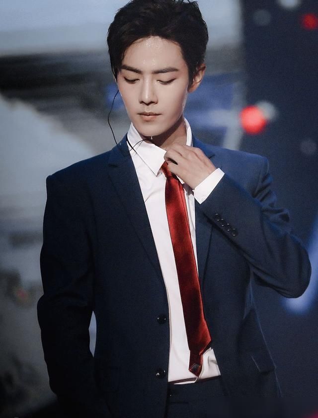  连线|肖战和品牌方语音连线，宣告9月6日会有惊喜，期待已久