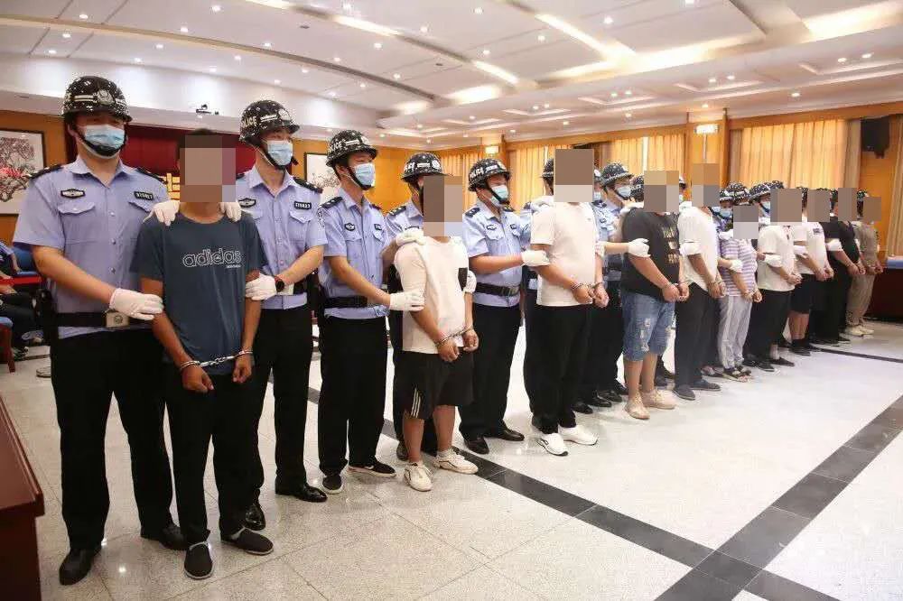 案一审|重磅！“套路搬”19人涉恶势力团伙犯罪案一审宣判