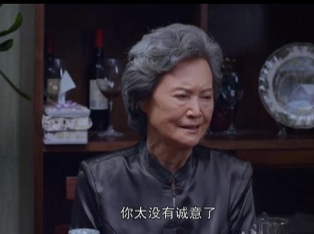  舞台姐妹|谢晋、《小花》导演张铮均用她出演主要角色，今80岁仍活跃影坛