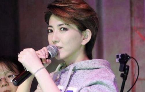  李宇春|她曾是《快女》人气王，被称第二个李宇春，却错失冠军隐匿多年