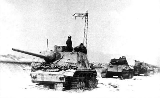  猎手|狡猾猎手，凶悍炮，为了大战使劲造：忆德军四号坦克歼击车L70(A)