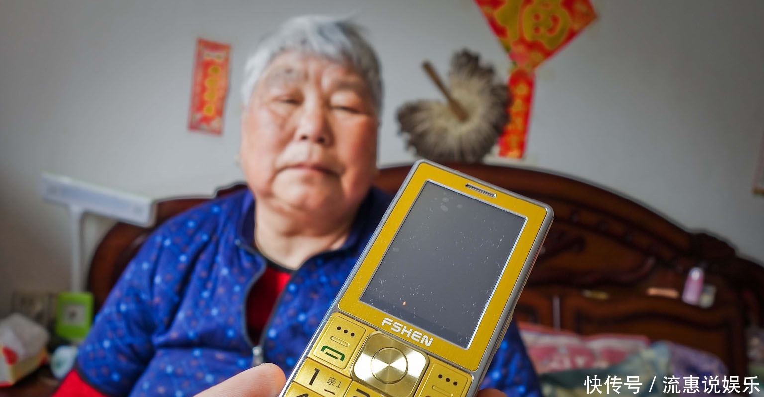 张奶奶|七旬奶奶独身一人住楼房，每天有三样宝贝陪伴，希望儿女回家看看