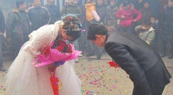 安排|男方给的彩礼钱，给女儿还是留给自己好？聪明的父母这样安排