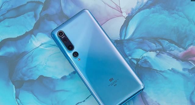  值得|买手机别盲目跟风，目前最值得买的是这四部