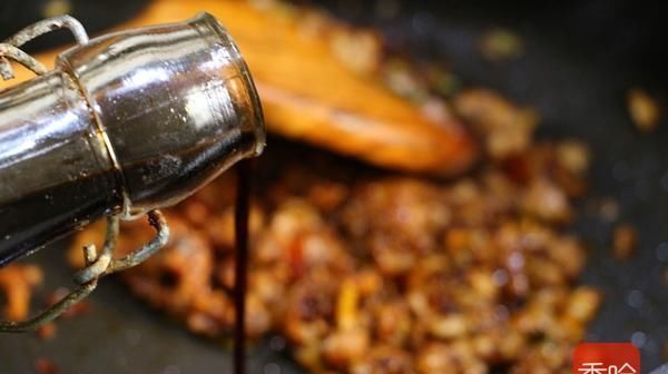  抢光|这菜2块钱能炒一大盘, 比吃肉香柔软又入味, 出锅就抢光