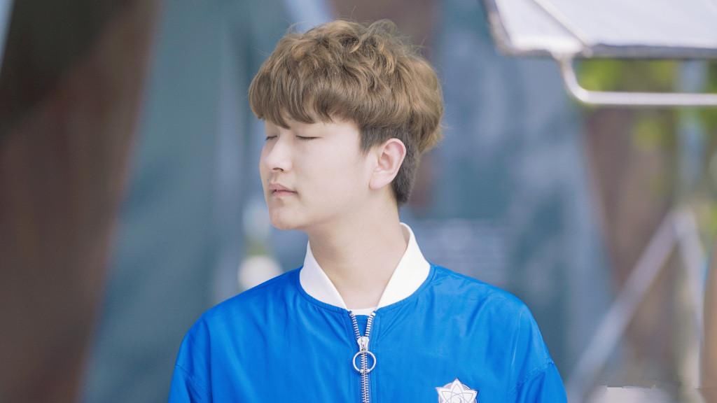 队员|王者荣耀:猫神矫情的“小丑”,地球离开谁都转!林教练我挺你