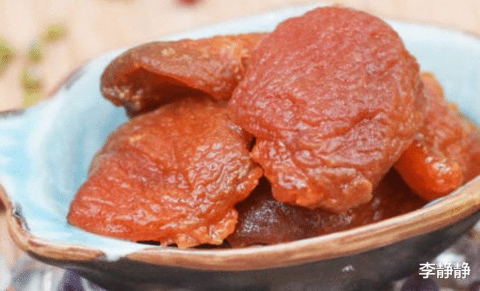  胡萝卜汤汁|胡萝卜很常见，可是胡萝卜果脯你一定没吃过，这样做孩子非常爱吃