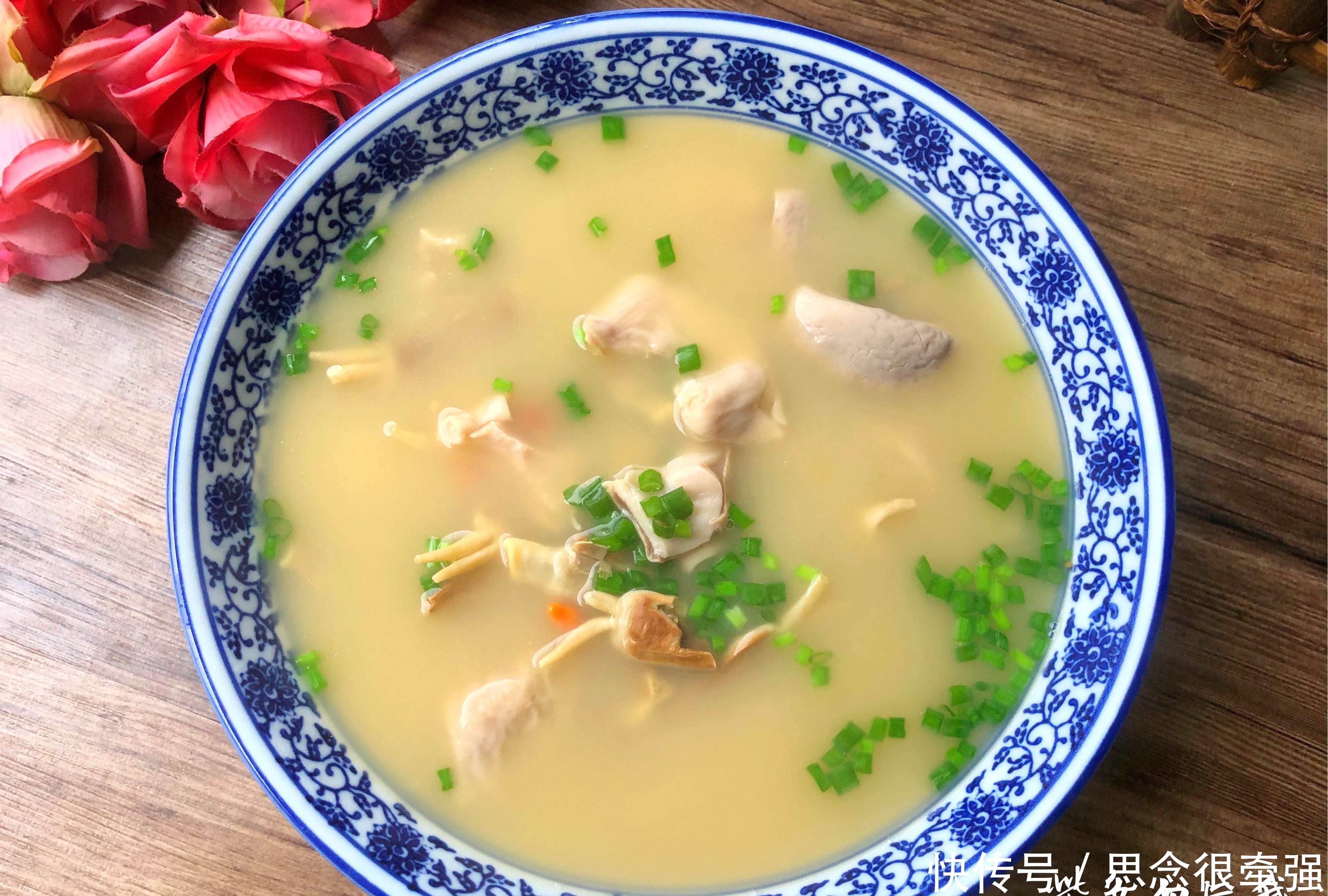 喜欢|晒晒我家的年夜饭,一共10道菜,简单美味,全家都喜欢