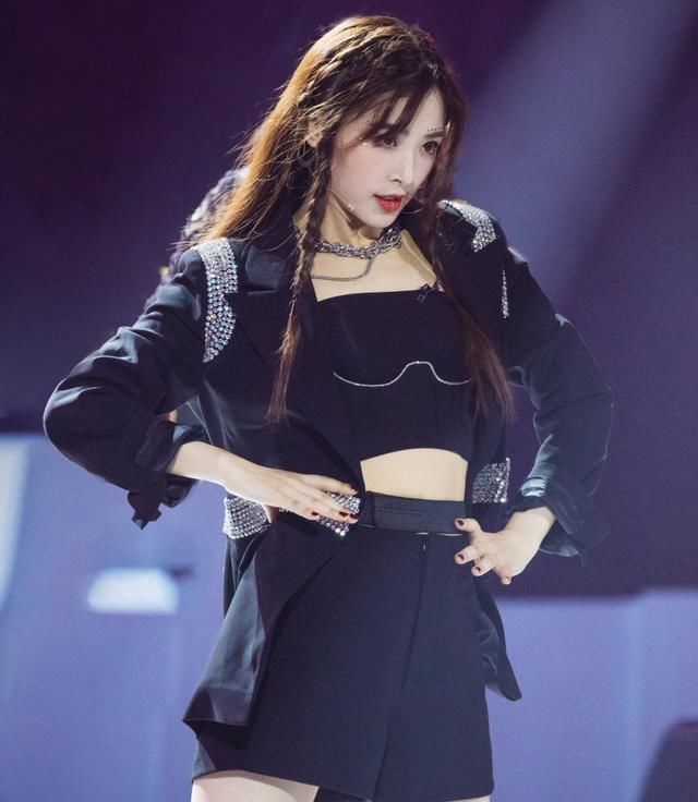  小组|《浪姐》孟佳淘汰成意难平！张萌扬言要把她捧红，黄圣依成功让观众改观