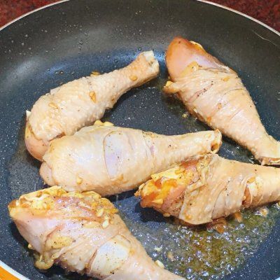  鲜嫩|好吃的鲜嫩多汁，好吃到舔手指的蒜香鸡腿，你在哪里呀