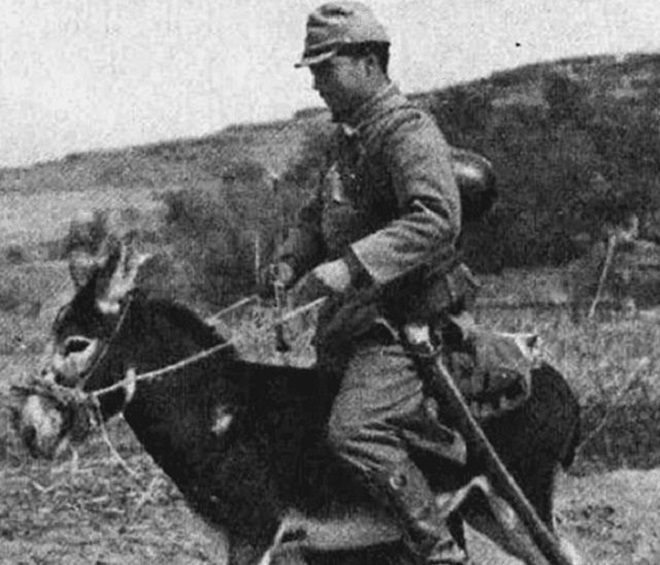 中国|“鬼子进村”其实是这样的,战地记者用相机将真相记录了下来