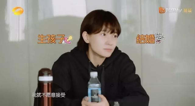 举报|17岁女孩举报父母逼婚，并退5万彩礼开心的是你，毁掉的却是我