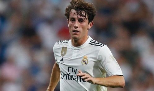 留在|奥德里奥索拉新赛季将留在皇马,并担任卡瓦哈尔的替补