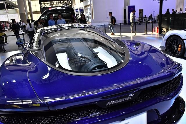 有钱人|198万起,主打豪华舒适的GT双门跑车,有钱人的大玩具!