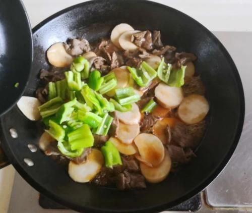  购买|买杏鲍菇时，挑粗的还是挑细的？菜农说漏了嘴，以后别再乱买了