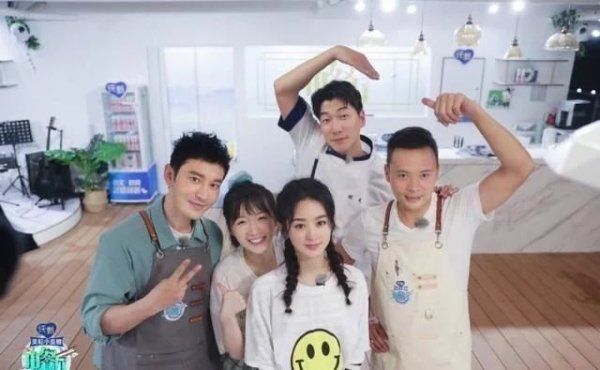  首播|《中餐厅》首播赵丽颖担财务重任 金句频出超有梗