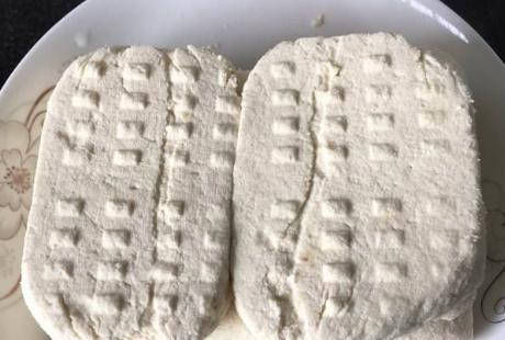  豆腐|1碗黄豆6碗水教你做豆腐，不用卤水不用石膏，嫩滑白净吃着放心