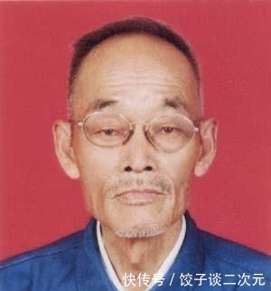 父亲|他是许世友长子,也是《闪闪的红星》主角原型,一生清贫资助红军