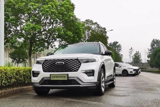  福特|精致的“大兄弟”儿，试驾长安福特全新探险者