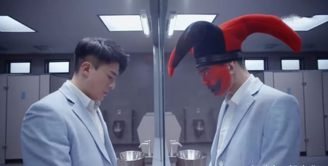 创新|《爱5》韦正求创新,可苦了娄艺潇,一套衣服换30多遍,累到手抖