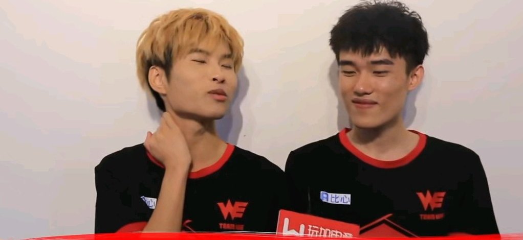  女装|WE立女装Flag，“女团舞”预定了？