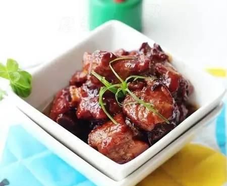  虾仁|精选美食：黄豆酱蒸鱼、虾仁丸子汤面、迷你版糖醋排骨、酱香排骨