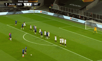 绝杀|伟大的3-2！倒钩绝杀！六冠王今夜诞生，球员+主帅哭成泪人