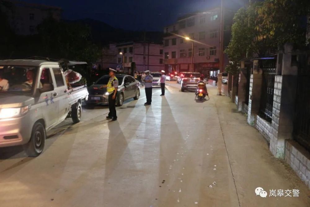  查处|岚皋交警开展执法夜查，共查处酒驾10起等等...