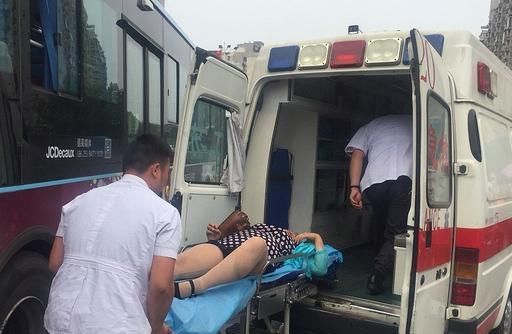 紧急情况|身体突发紧急情况,开车前往医院只要记住一件事,省时省力救命