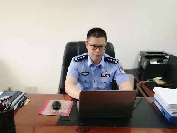  侦破|侦破50多起重大涉黑专案的“扫黑斗士”走了，年仅47岁……