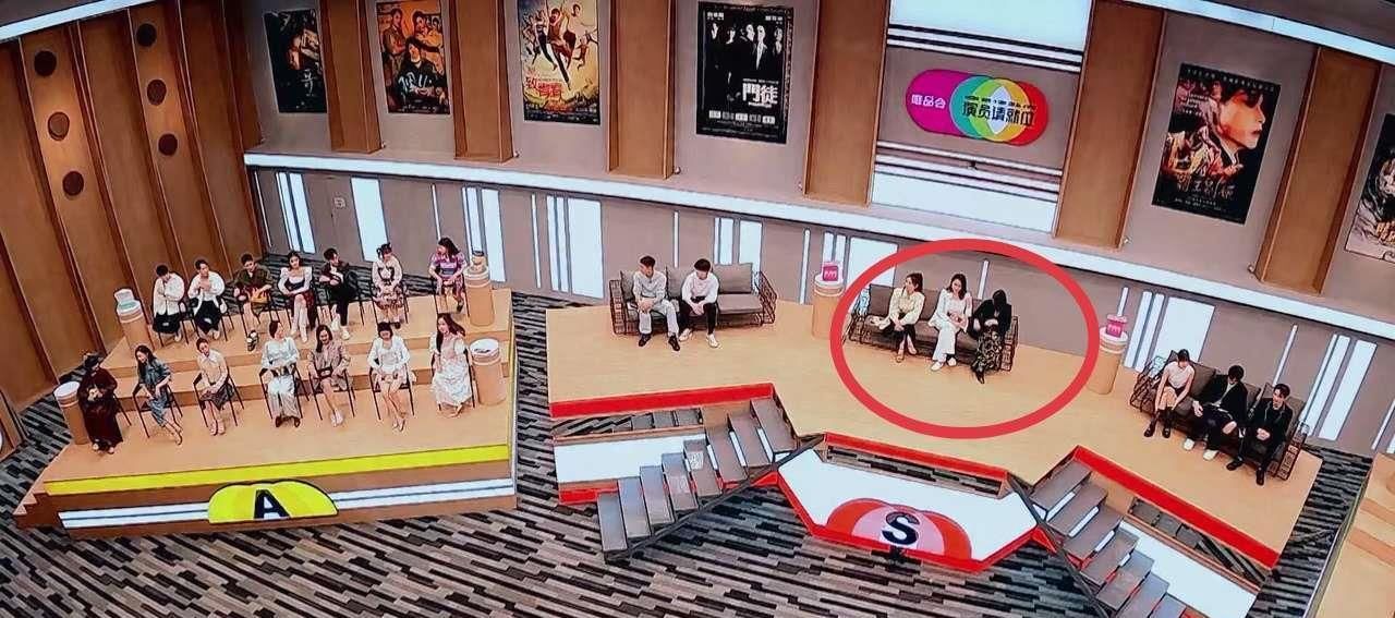  男性|《演员请就位》下期预告，最后一张S卡不是男性，也不是90后小花