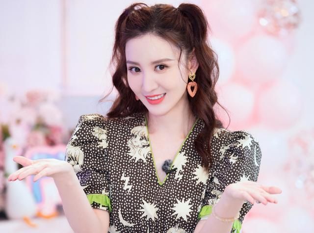 张雨|《浪姐》张萌称黄圣依人设奇葩,与内心反差大,张雨绮直言太矫情