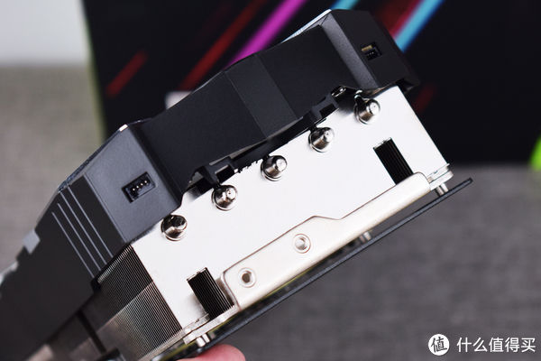 耕升RTX3080炫光|武装到牙齿的性能巨兽,耕升GeForce RTX 3080炫光游戏显卡开箱试玩