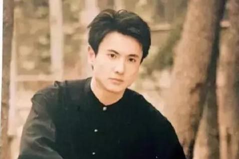 单飞|曾经是沈腾好搭档，票房达到22亿，可惜单飞后默默无闻