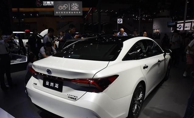 亚洲龙|B级车中它更佳口碑，配置丰富有档次，2.0L发动机爆178马力