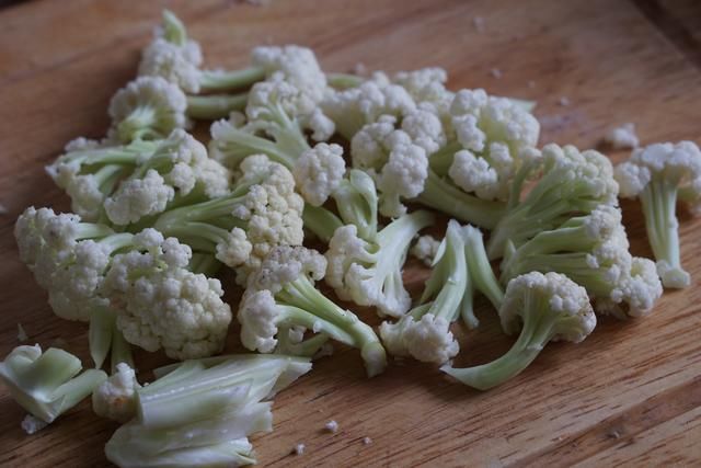  胡萝卜|天热不想做饭，5分钟一盘菜，简单又滋补，老少都爱吃