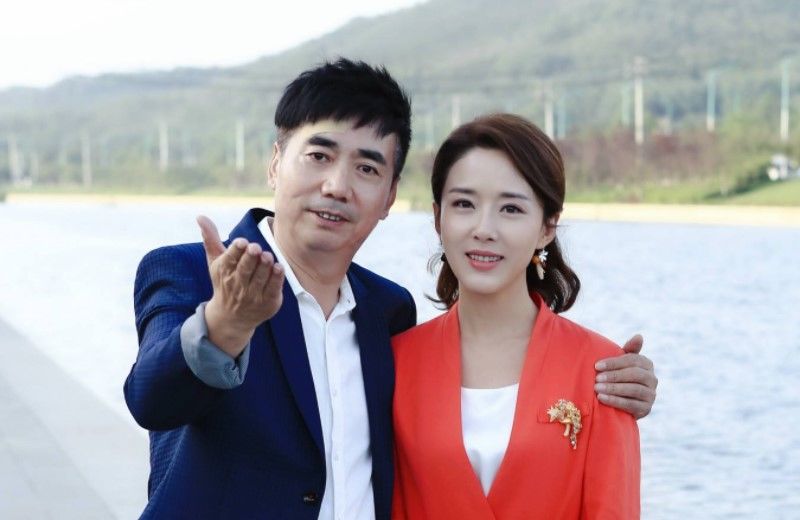  武林|《武林外传》范明上演吃货最高境界，家里别墅豪华，装修堪比皇宫