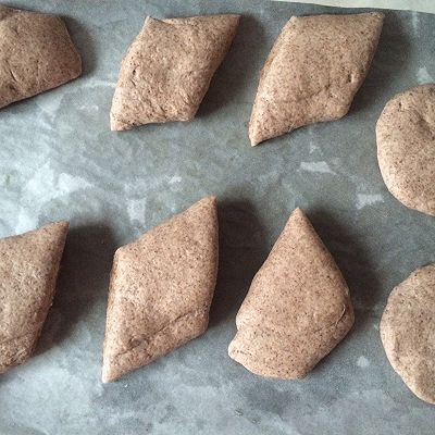 卷饼|烤黑麦芝麻酱肉松卷饼