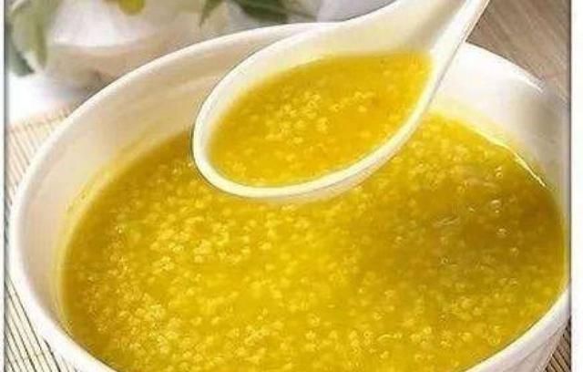做出来的小|煮小米粥时,千万别直接下锅,教你一个小妙招,米油浓厚香糯好喝