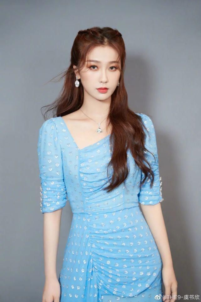 胎毛刘海|你是什么脸型就剪什么刘海，这5款刘海太显脸小了，堪比换头！