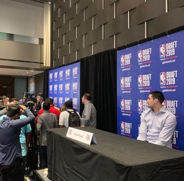  特祝|NBA官方推特祝步行者球员戈加-比塔泽21岁生日快乐