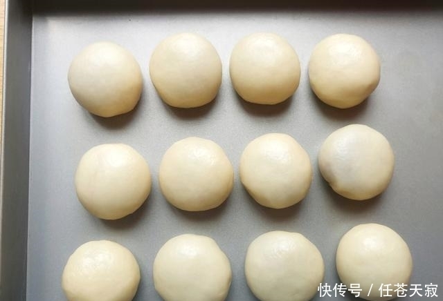 酥一类|面粉别做馒头了，试试此款点心，个人觉得比馒头好看还好吃，真香