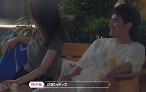  镜头记录|心动的信号：女一作秀痕迹太明显，说谎被捅破不自知，尬到令人发指